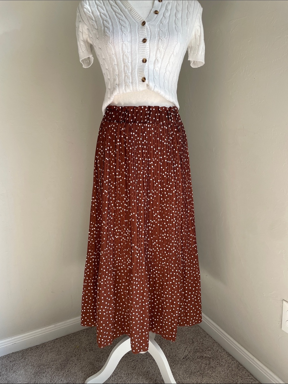 Exlura Brown Polka Dot Pleated Midi Skirt -